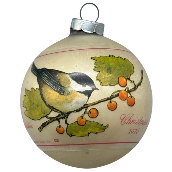 Chickadee Christmas Ornament 1976 Glass Bulb Bird & Berries Design Used READ - Picture 1 of 6